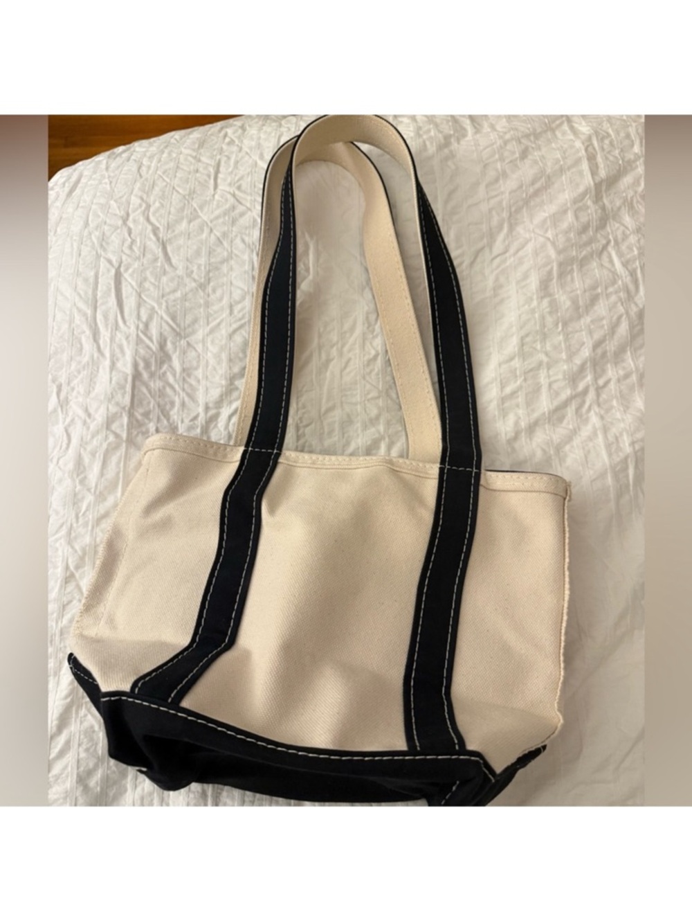 LL Bean Boat and Tote Small Black Zip-Top